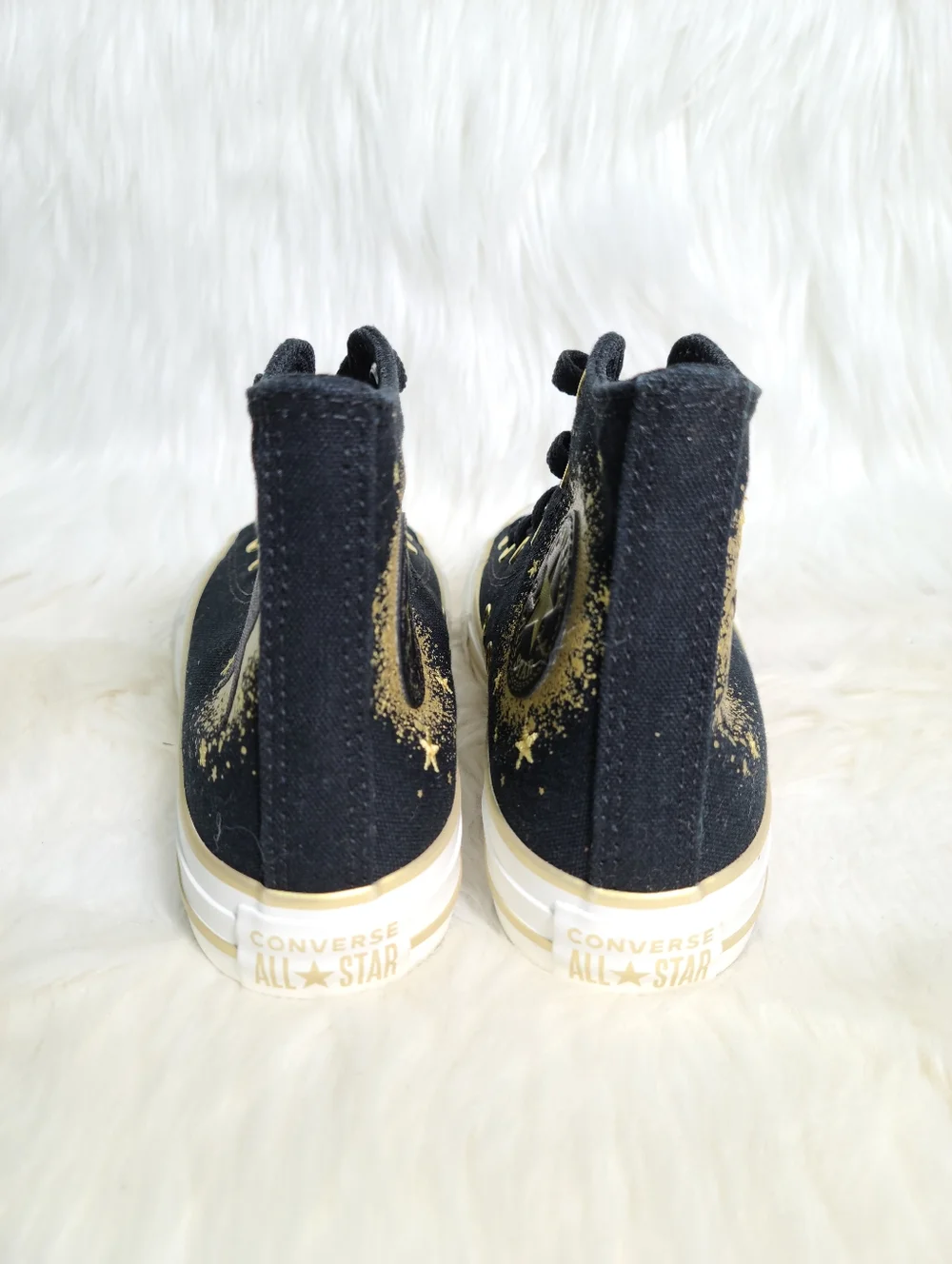 Converse Chuck Taylor All Star Black Gold Kids 13 NEW